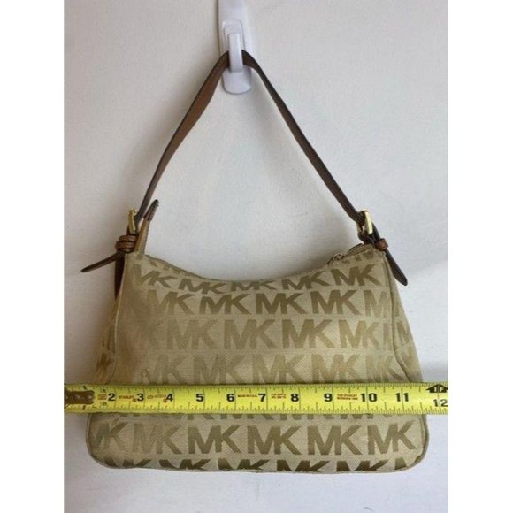michael kors tan fabric hobo bag - Picture 3 of 10